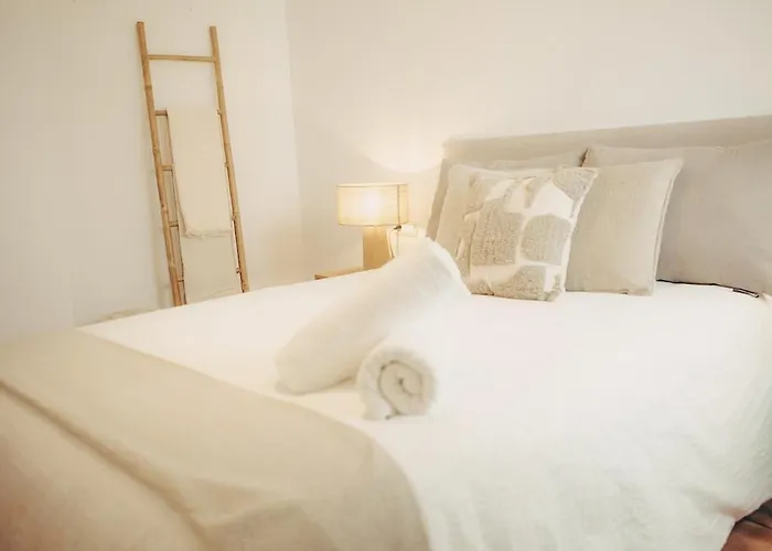 Azure Beachside - 50m From The Apartment