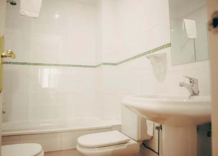 Azure Beachside - 50m From The * קוניל דה לה פרונטרה