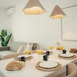 Azure Beachside - 50m From The Кониль-де-ла-Фронтера
