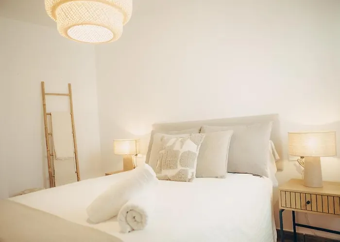 Azure Beachside - 50m From The Apartment *